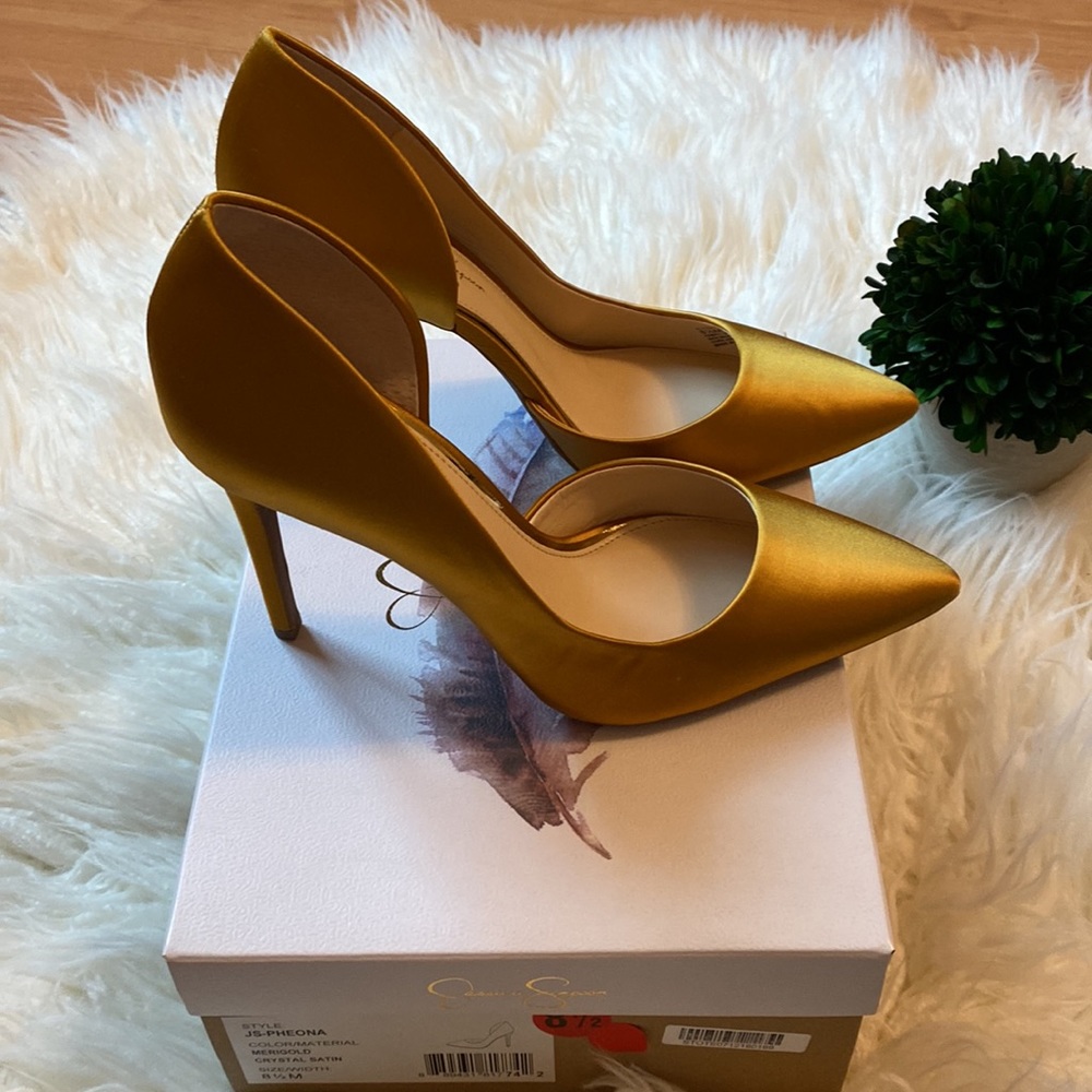 Jessica Simpson Pheona satin pump